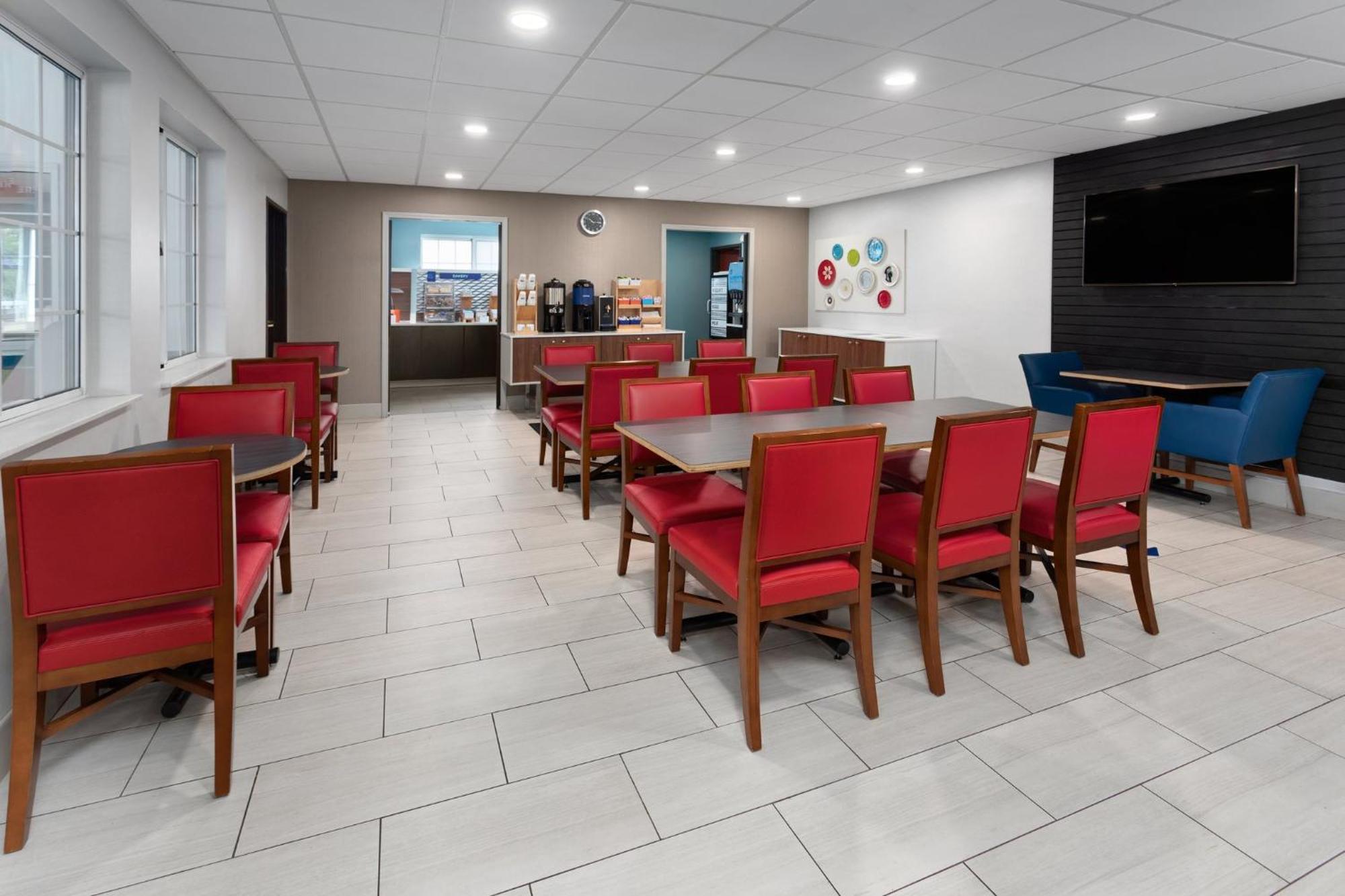 Holiday Inn Express Hotel & Suites Acme-Traverse City By Ihg Екстер'єр фото
