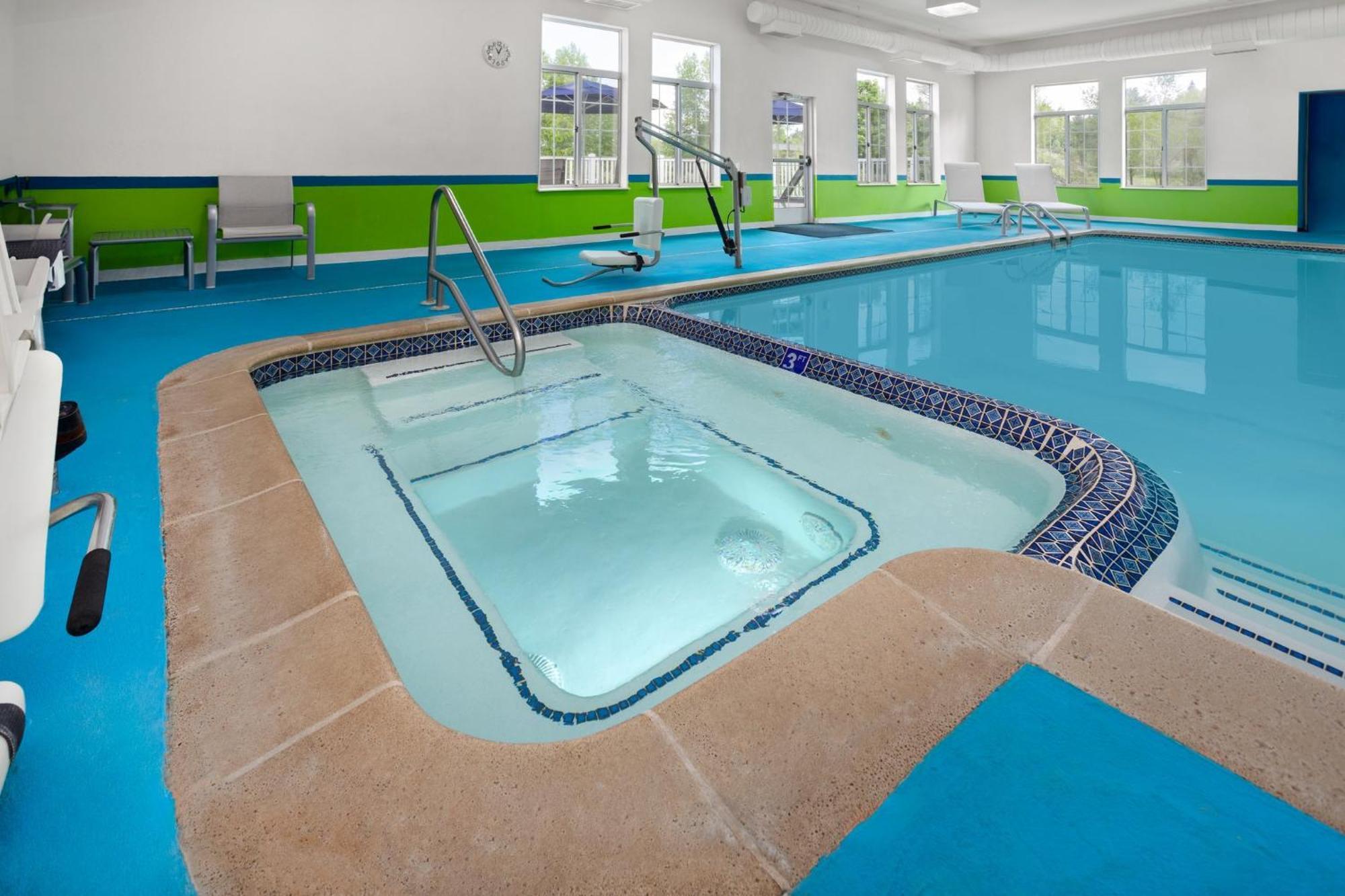 Holiday Inn Express Hotel & Suites Acme-Traverse City By Ihg Екстер'єр фото